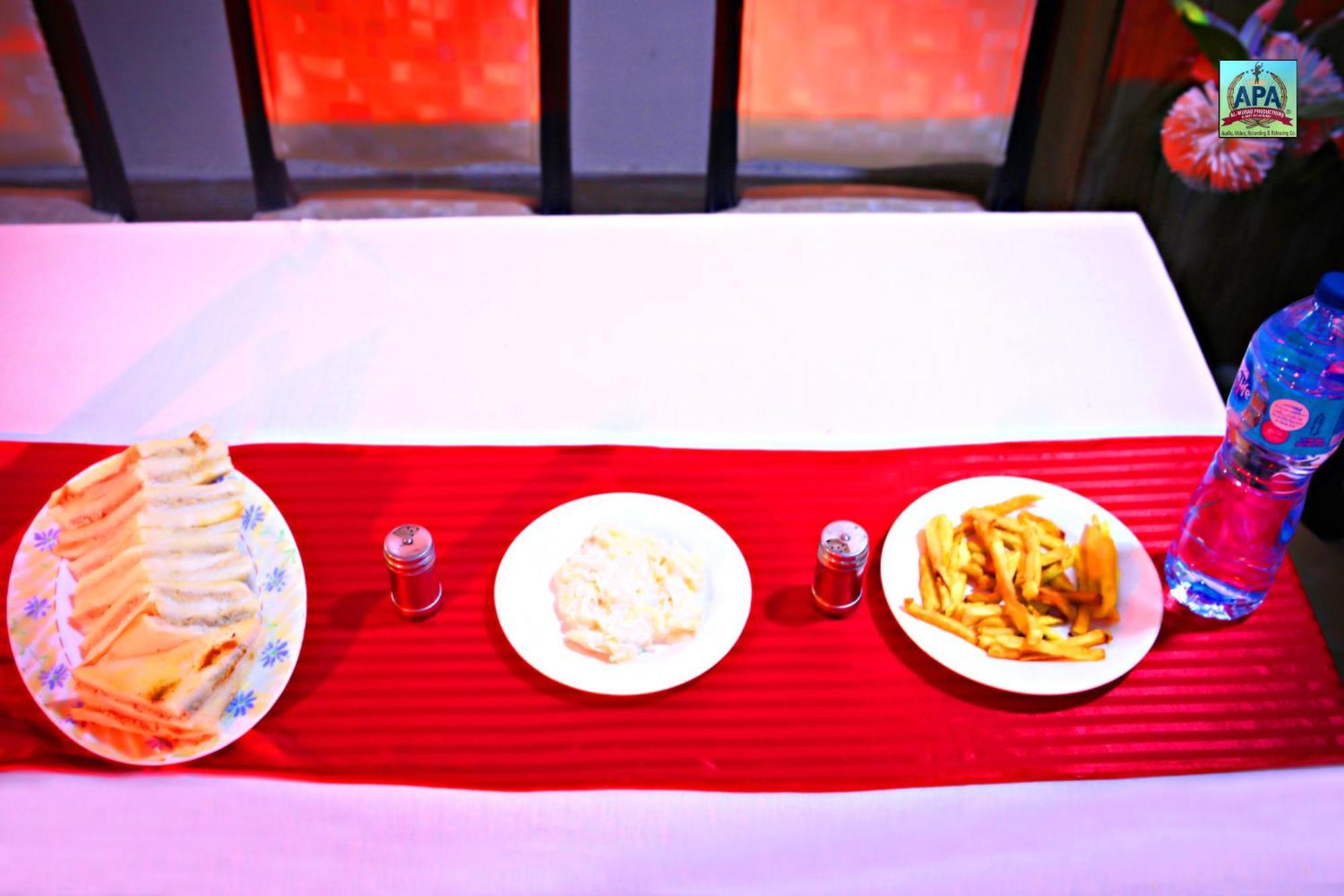 Quick Continental Hotel - Jail Road Лахор Екстер'єр фото