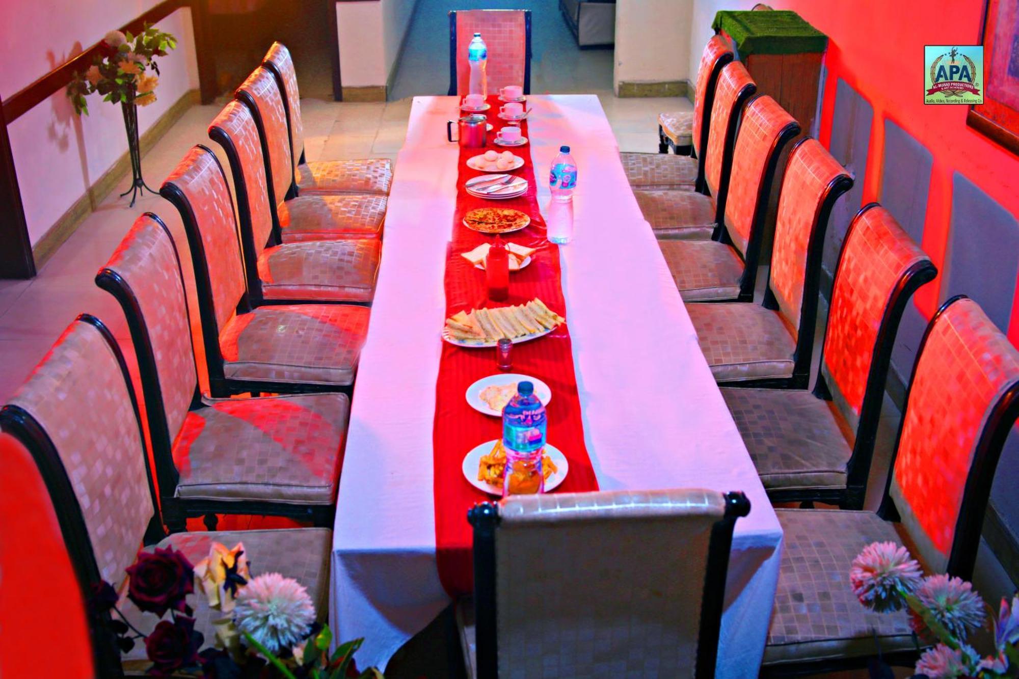 Quick Continental Hotel - Jail Road Лахор Екстер'єр фото