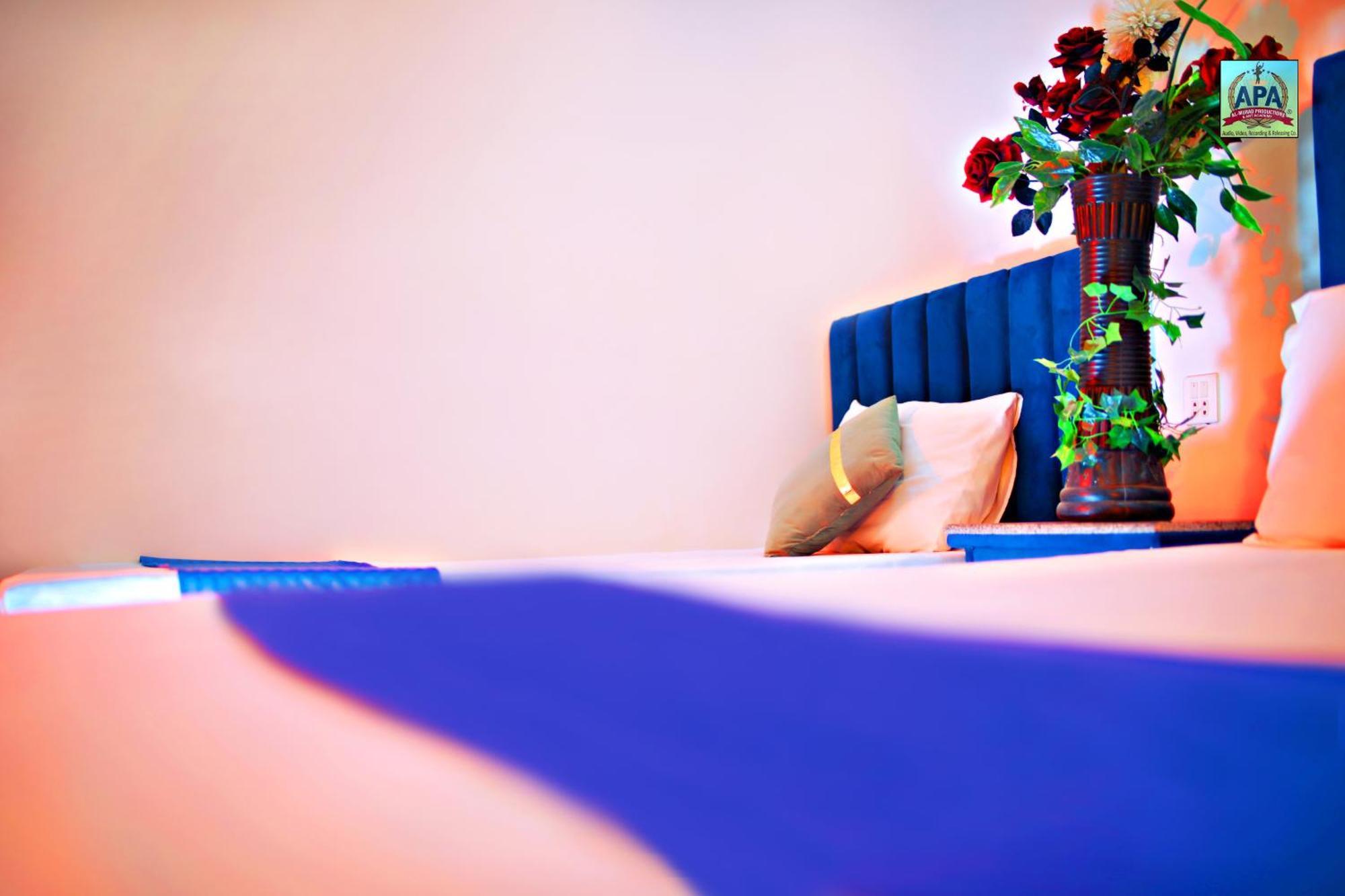 Quick Continental Hotel - Jail Road Лахор Екстер'єр фото